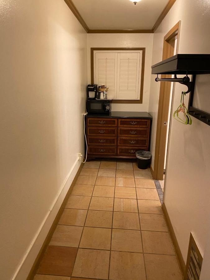 Westwind Motel Oakland